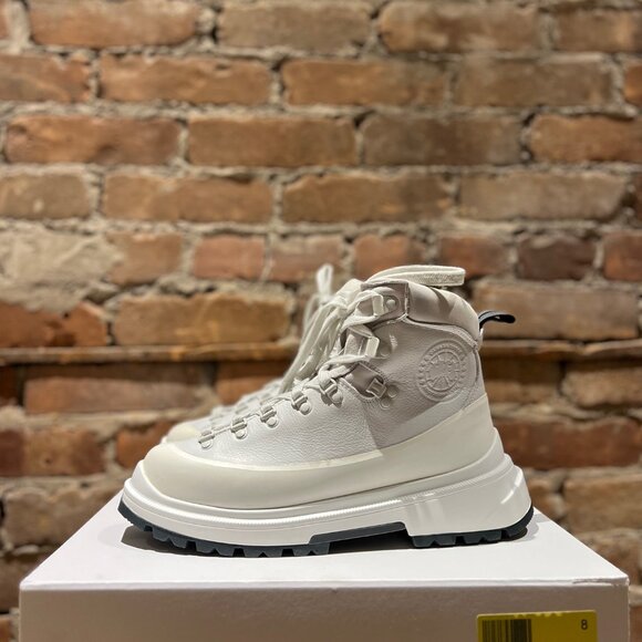 Canada Goose Journey Boot - Picture 2 of 11